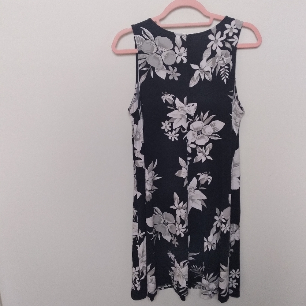 Old Navy Black and White Floral Midi Tank Dress Size Large - Picture 3 of 9